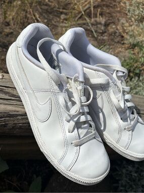 Women’s vintage Niki’s Made In Indonesia